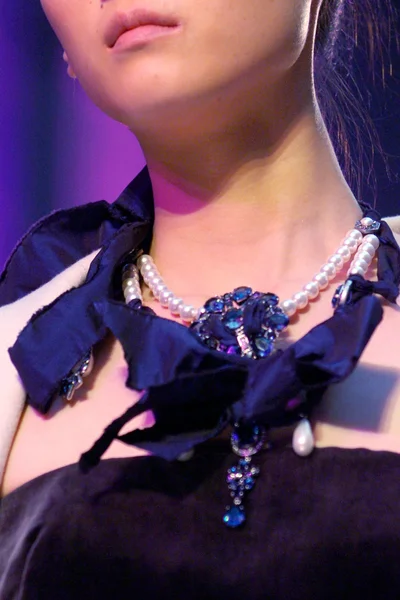 Look 13